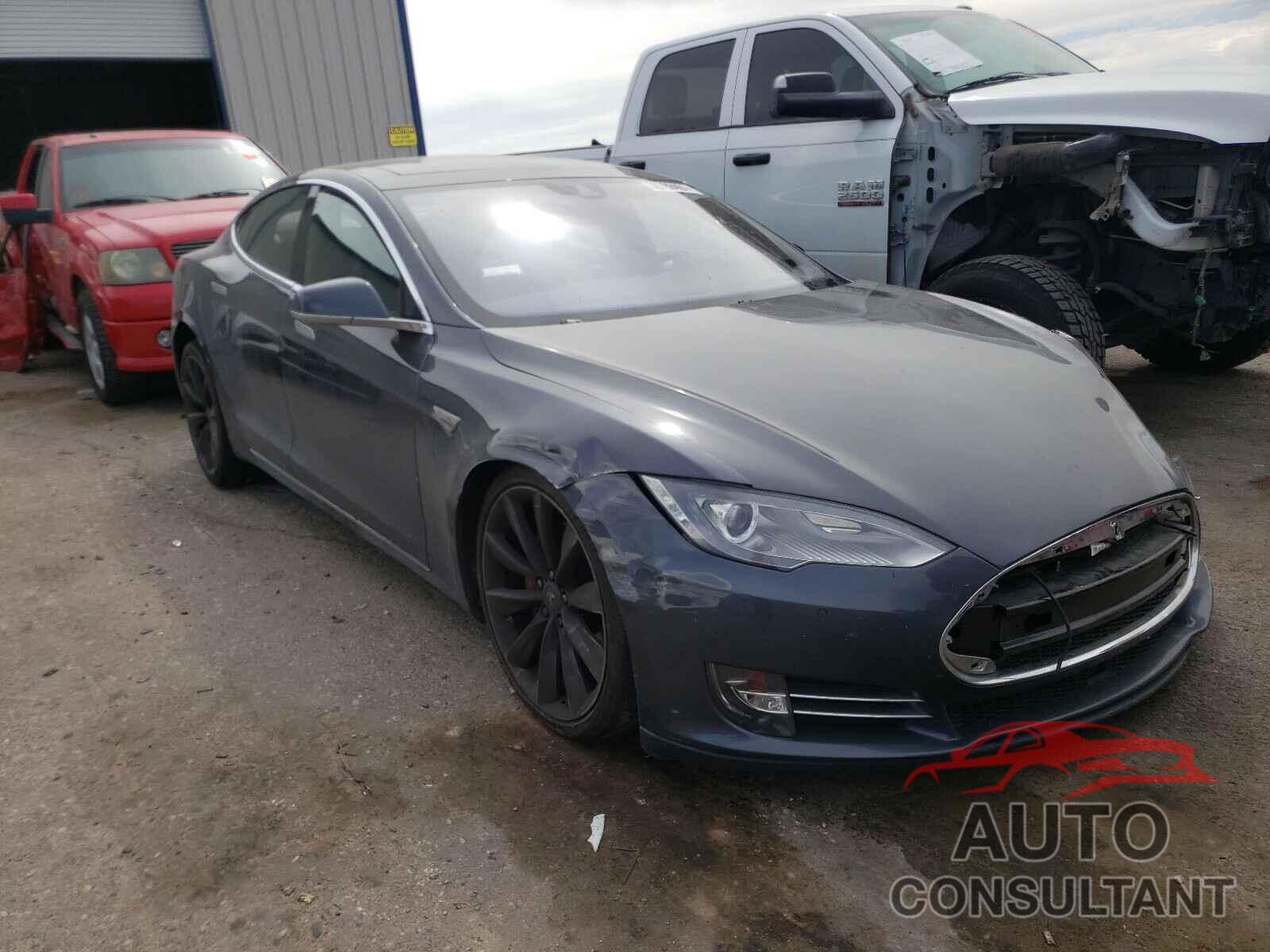 TESLA MODEL S 2016 - 5YJSA1E46GF126611