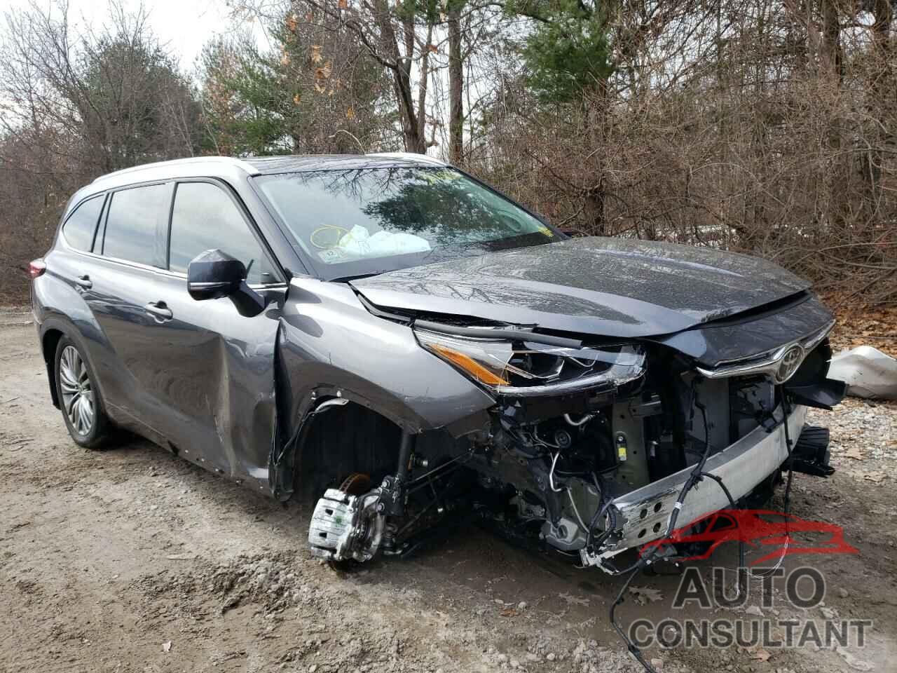 TOYOTA HIGHLANDER 2022 - 5TDFZRBH8NS172384