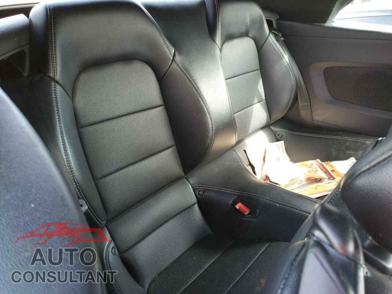 FORD MUSTANG 2020 - 1FATP8UH3L5120668