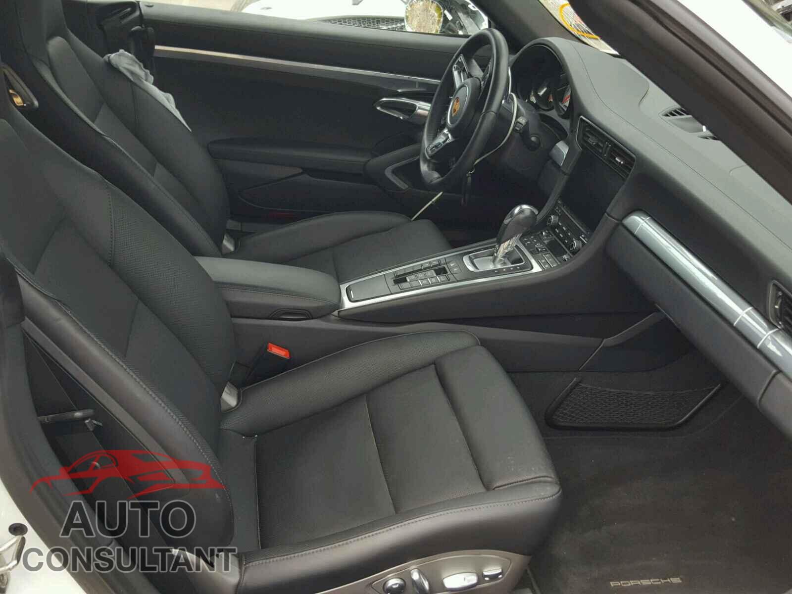 PORSCHE 911 2017 - WP0CB2A99HS155517