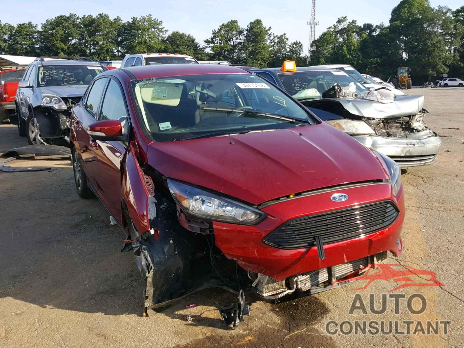 FORD FOCUS 2017 - 1FADP3FE7HL281960
