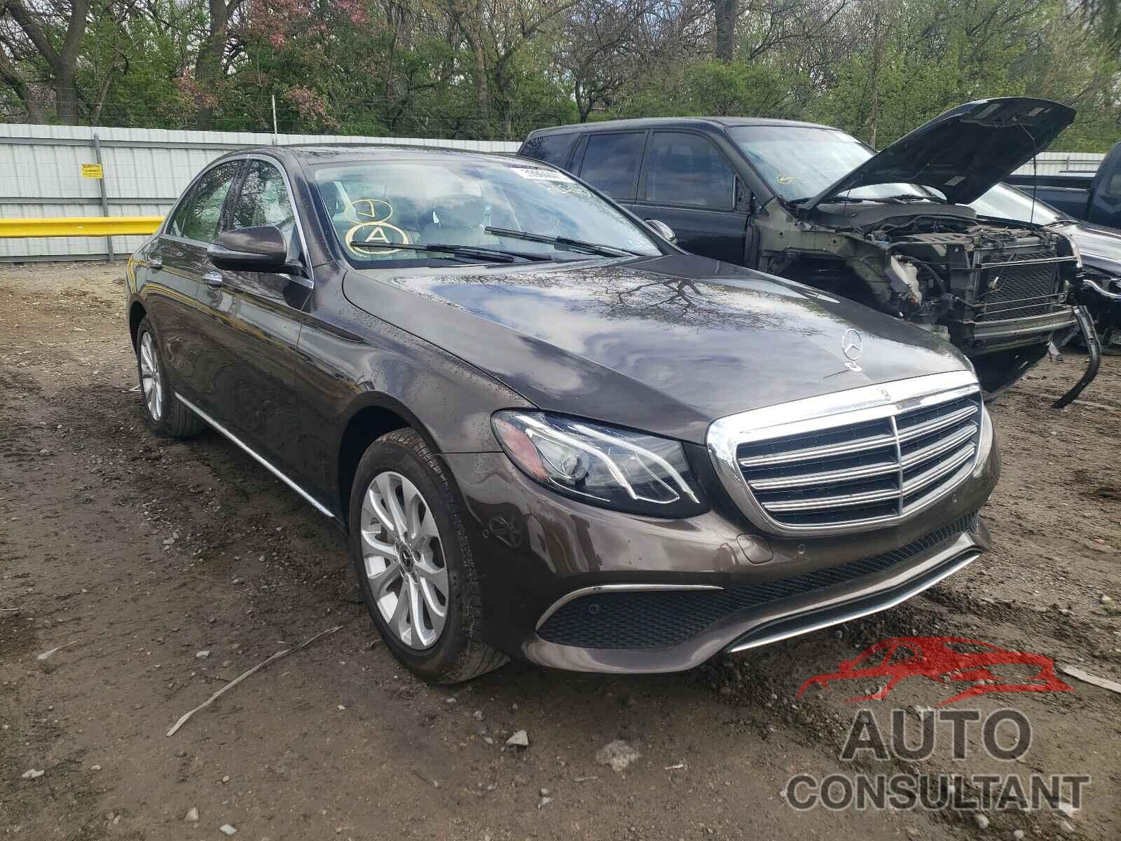 MERCEDES-BENZ E CLASS 2018 - WDDZF4KB7JA392729