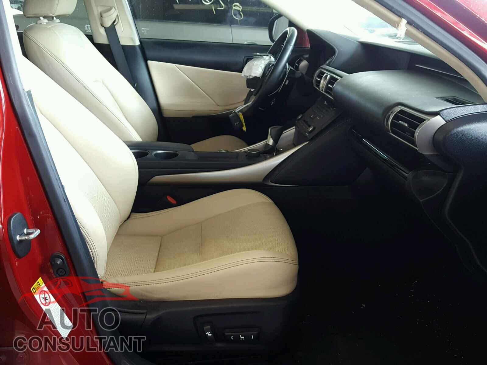 LEXUS IS250 2015 - JTHBF1D21F5048402