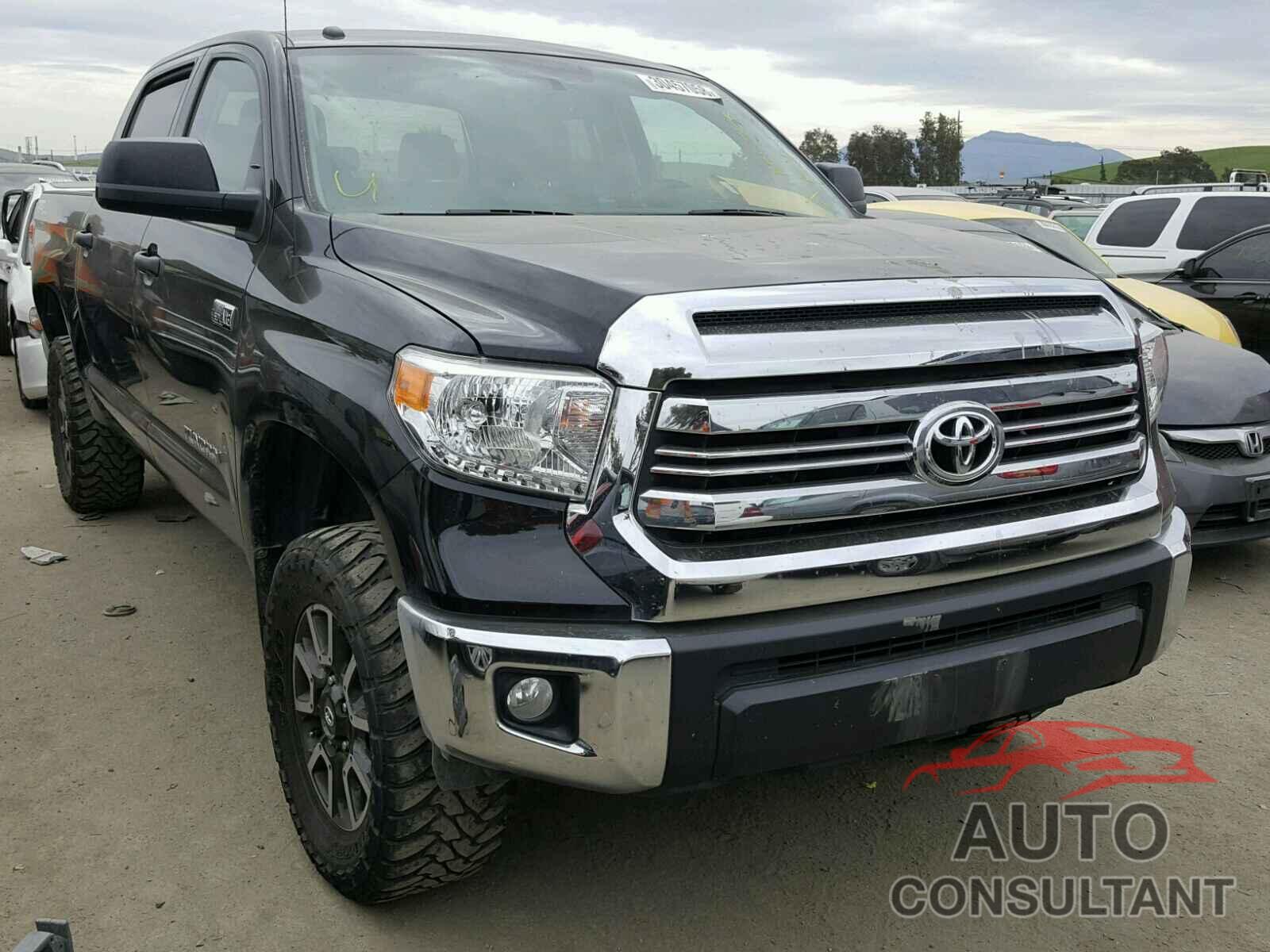 TOYOTA TUNDRA 2017 - 5TFDY5F1XHX631168