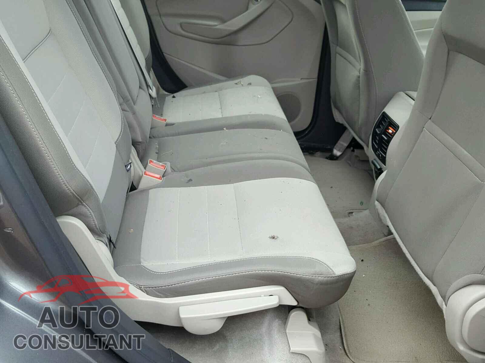FORD CMAX 2013 - 2FMPK3G96GBC00612