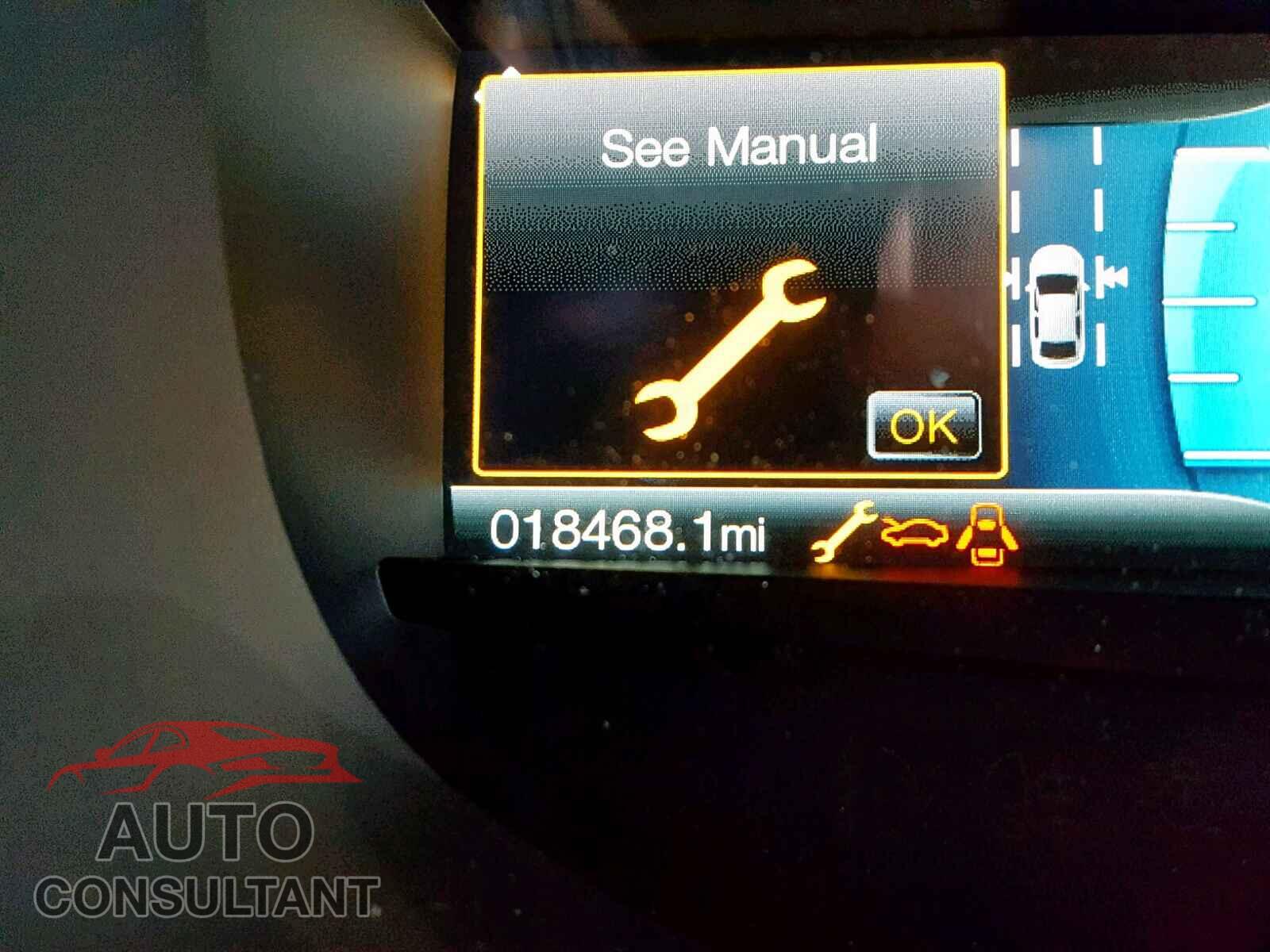 FORD EDGE SEL 2018 - 5YFEPMAE2MP190057