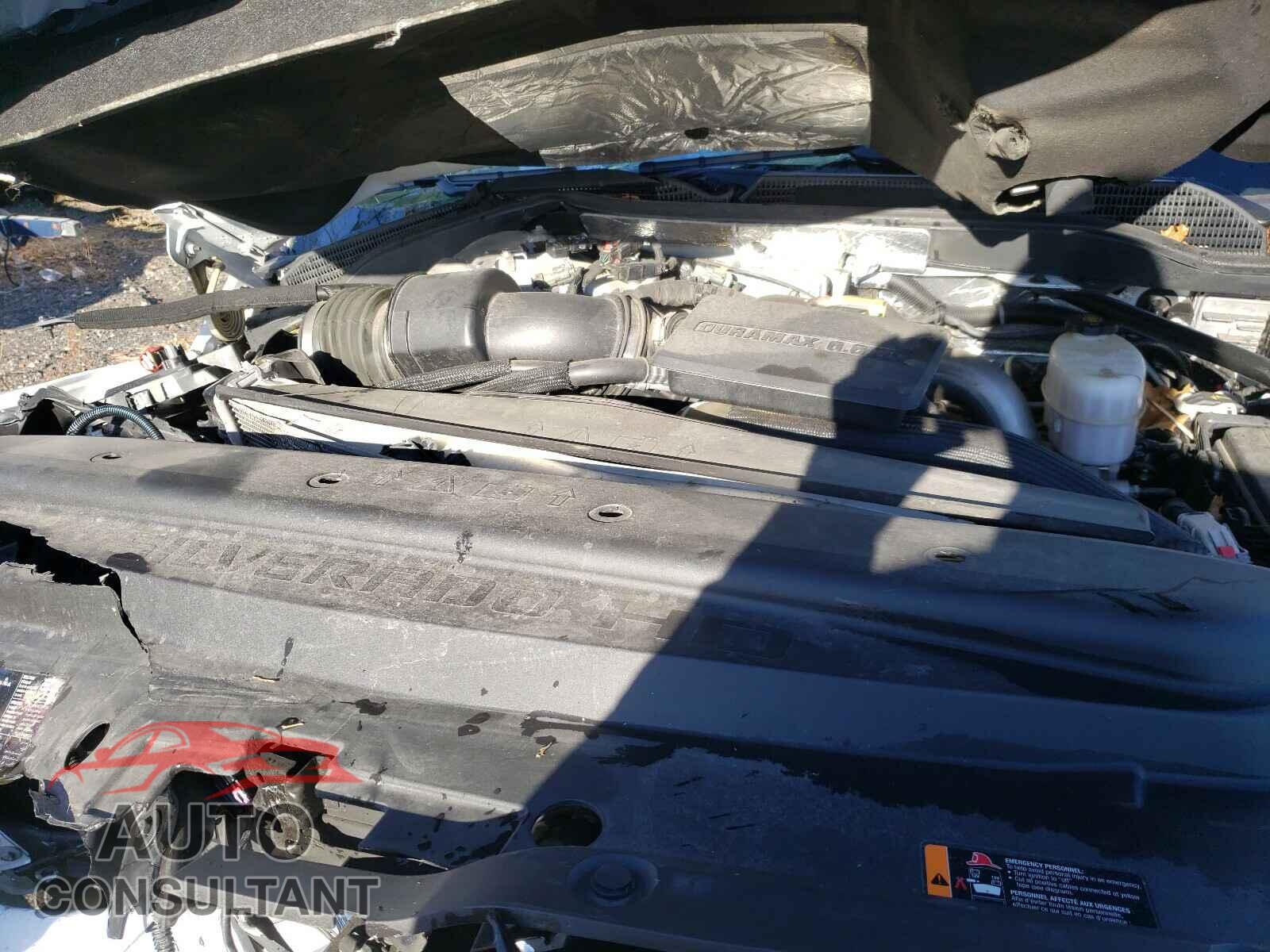 CHEVROLET SILVERADO 2019 - 3FA6P0CD9KR145258