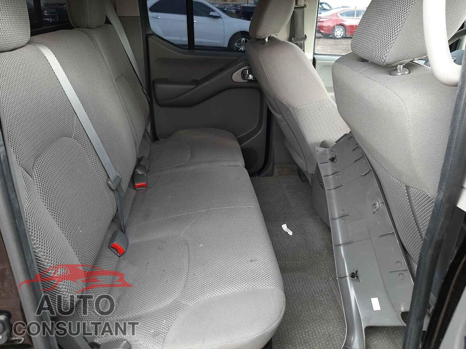 NISSAN FRONTIER 2016 - 5YFBURHE2KP875266