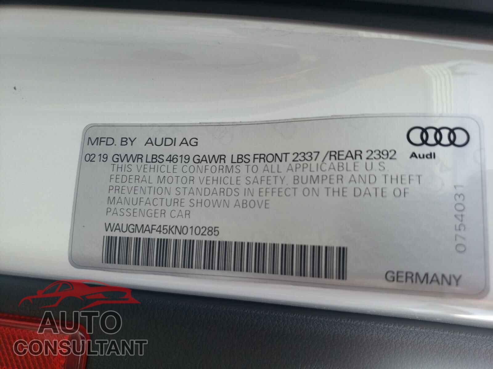 AUDI A4 2019 - WAUGMAF45KN010285