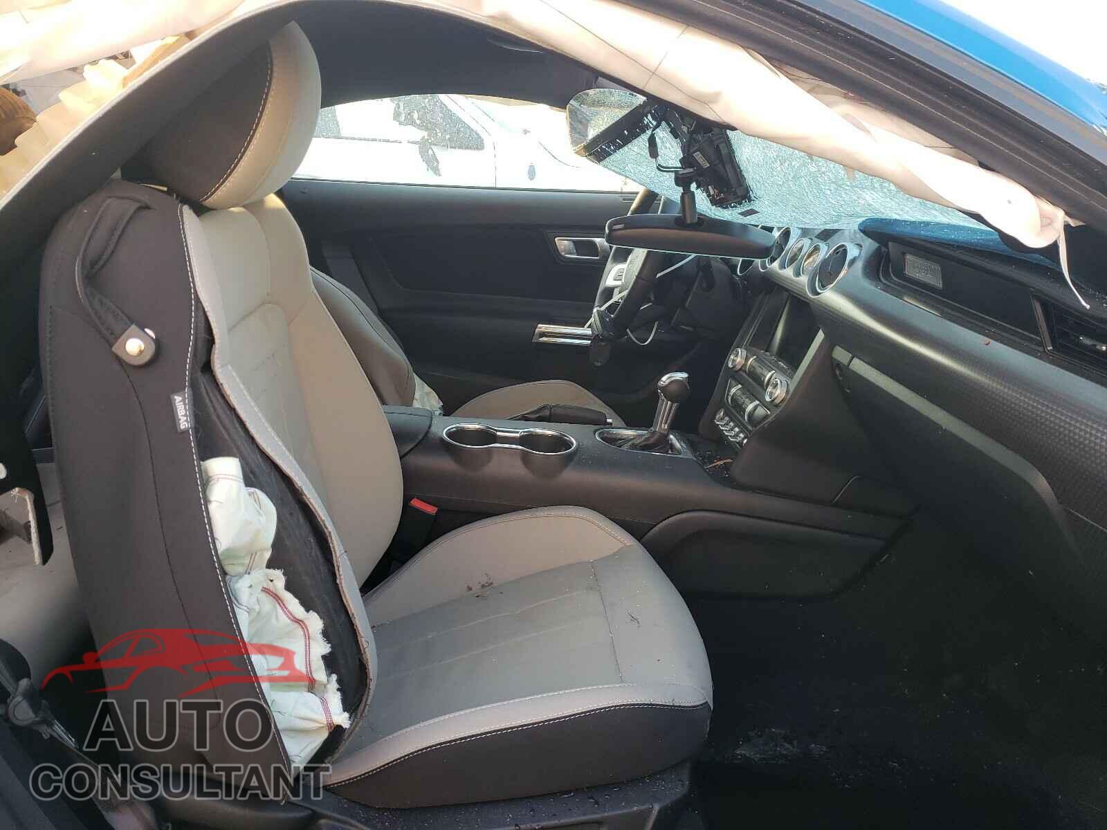 FORD MUSTANG 2020 - 1FA6P8TD8L5150471