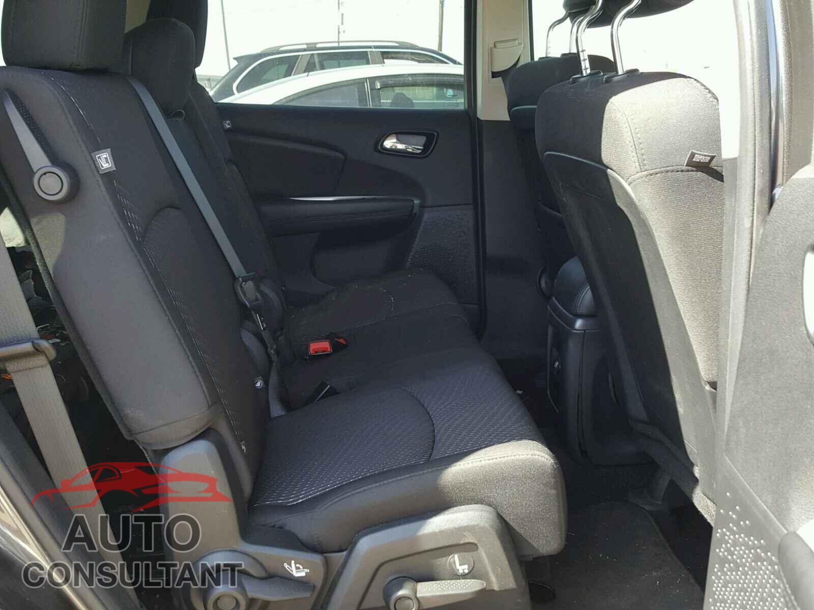 DODGE JOURNEY 2015 - 3C4PDCBB8FT564784