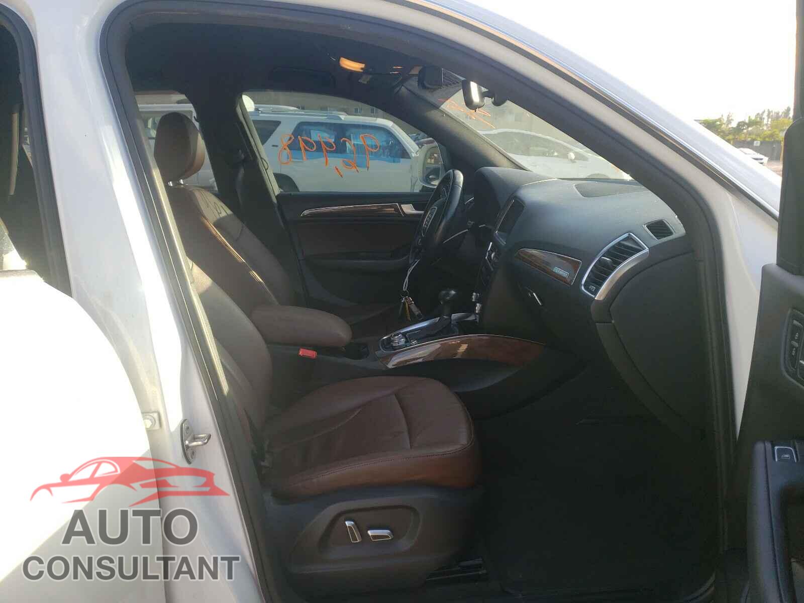 AUDI Q5 2015 - 2T3RFREV5HW648357