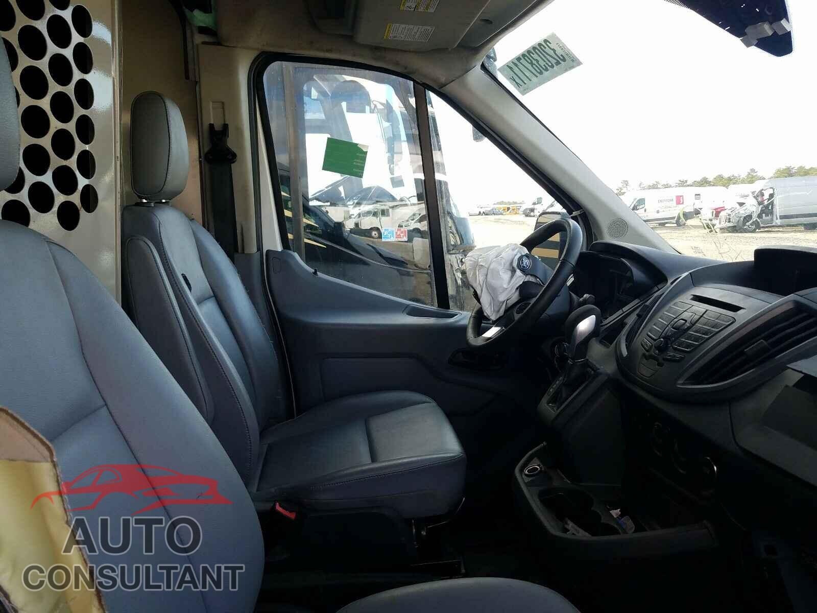 FORD TRANSIT CO 2019 - 1FTYR2CM8KKB12040