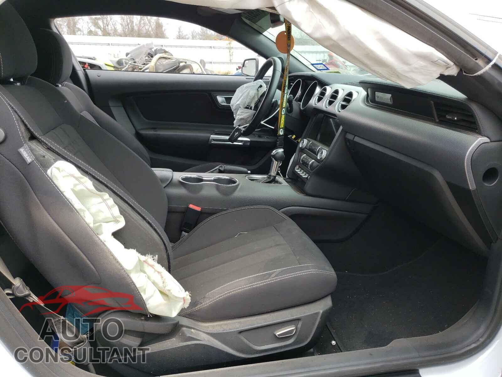 FORD MUSTANG 2019 - 1FA6P8CF2K5134122