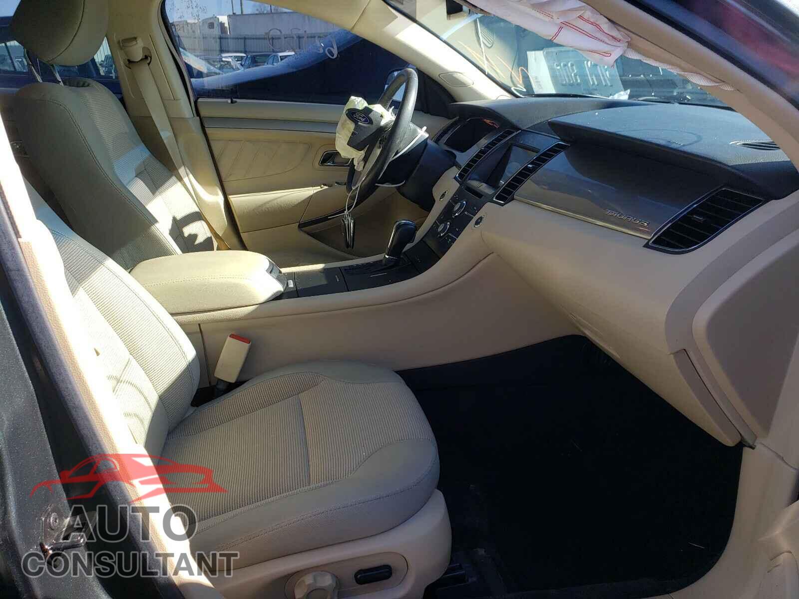FORD TAURUS 2016 - 1FAHP2E82GG140647