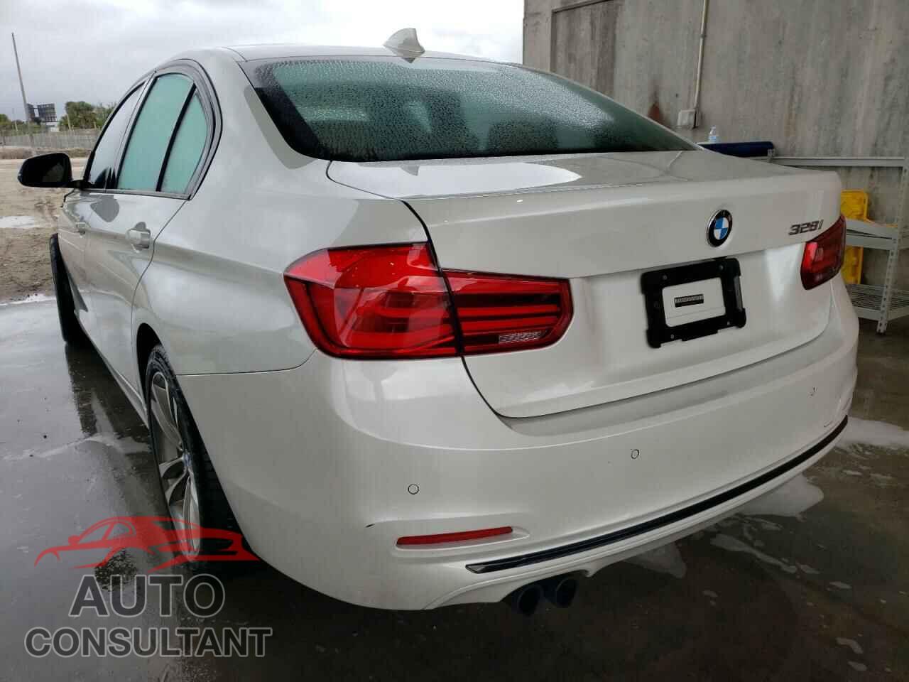 BMW 3 SERIES 2016 - WBA8E9G52GNU28771