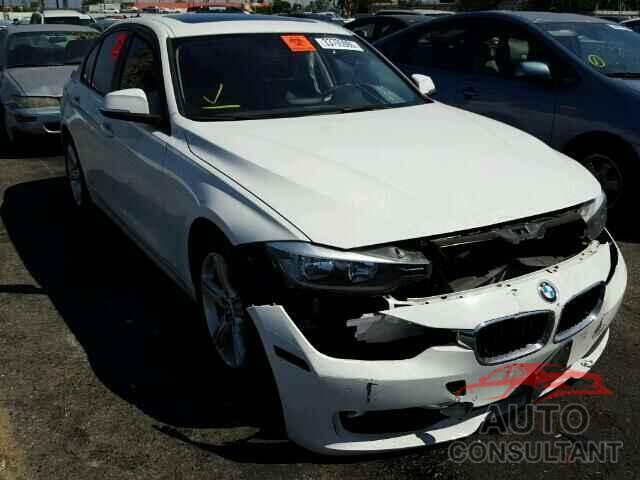 BMW 3 SERIES 2015 - WBA3C1C55FK123482