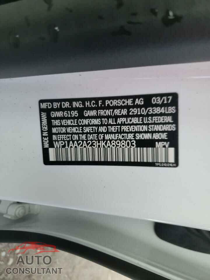 PORSCHE CAYENNE 2017 - WP1AA2A23HKA89803