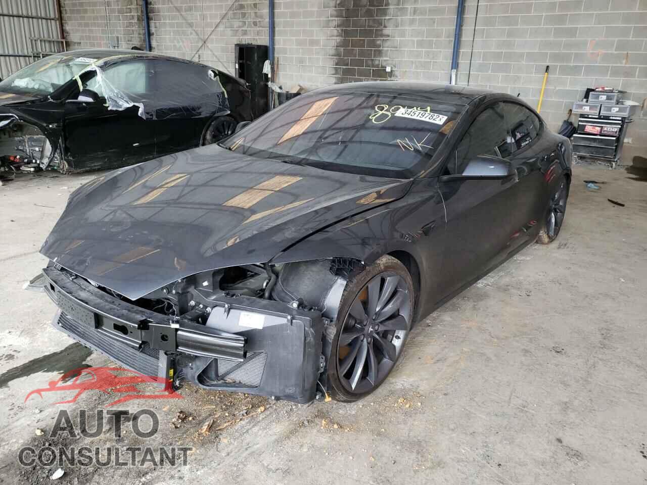 TESLA MODEL S 2017 - 5YJSA1E26HF228944