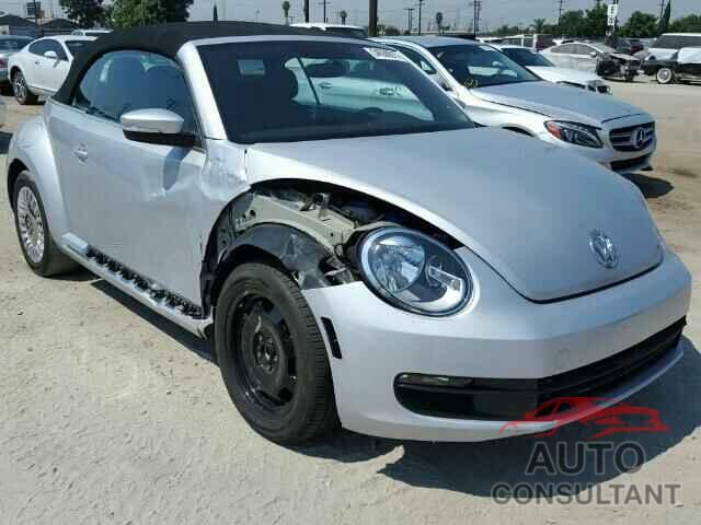 VOLKSWAGEN BEETLE 2015 - 3VW517AT7FM811012