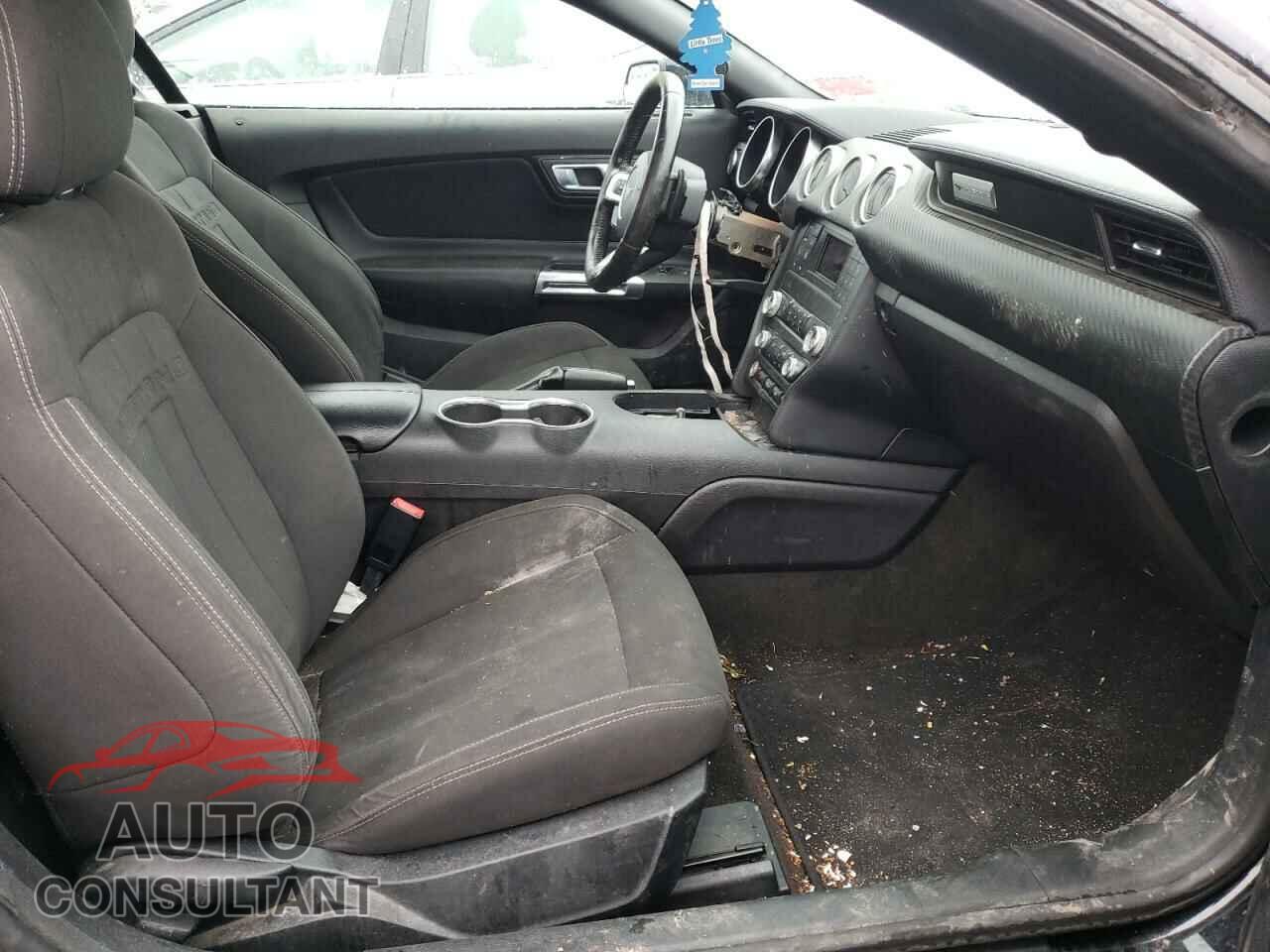 FORD MUSTANG 2019 - 1FATP8UH6K5112806