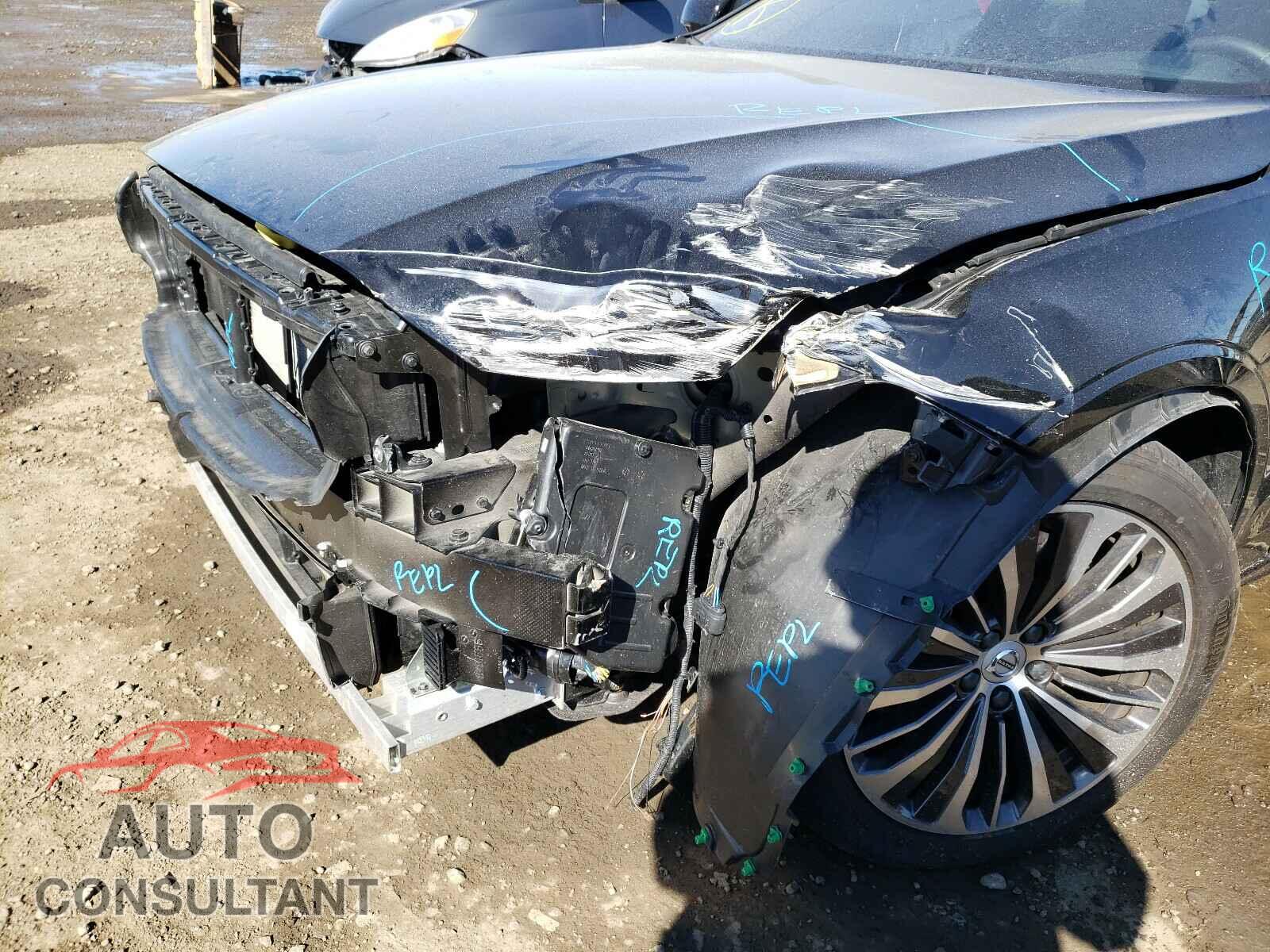 VOLVO S90 2020 - LVYA22MK5LP175581