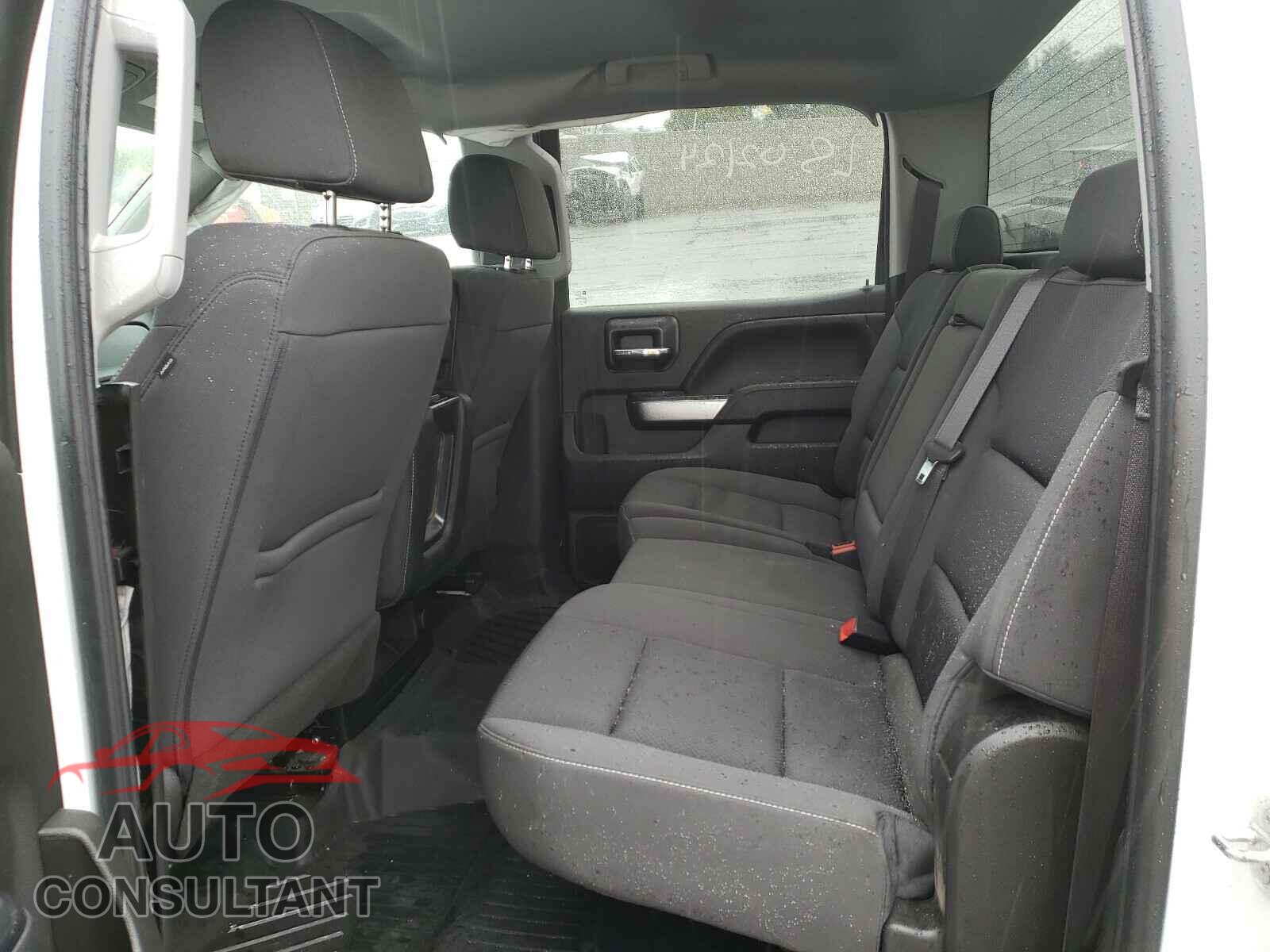 CHEVROLET SILVERADO 2017 - 3GCUKREC8HG358988