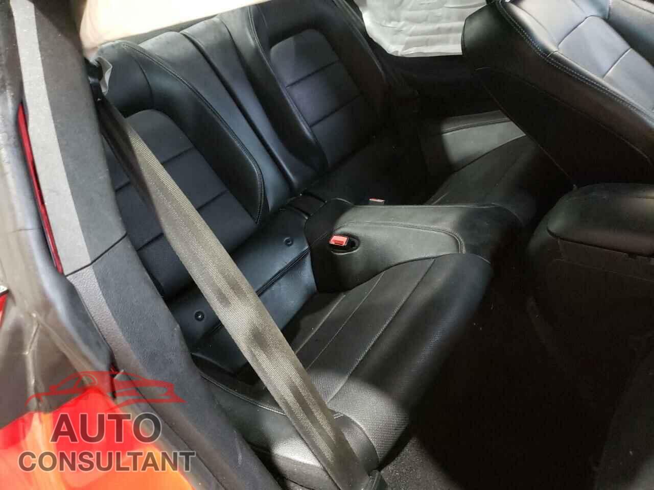 FORD MUSTANG 2019 - 1FA6P8TH5K5172123