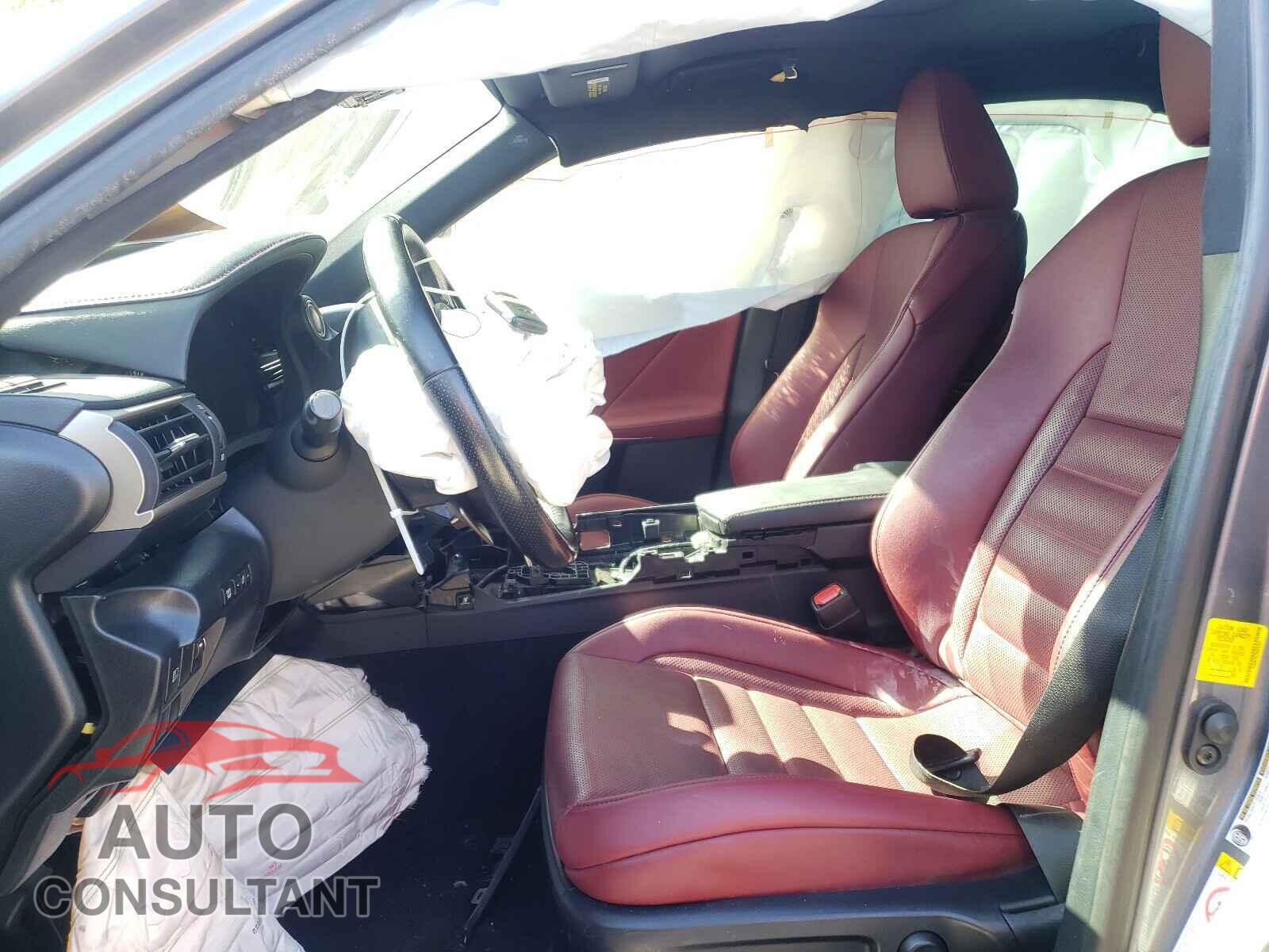 LEXUS IS 2017 - JTHBA1D22H5042397