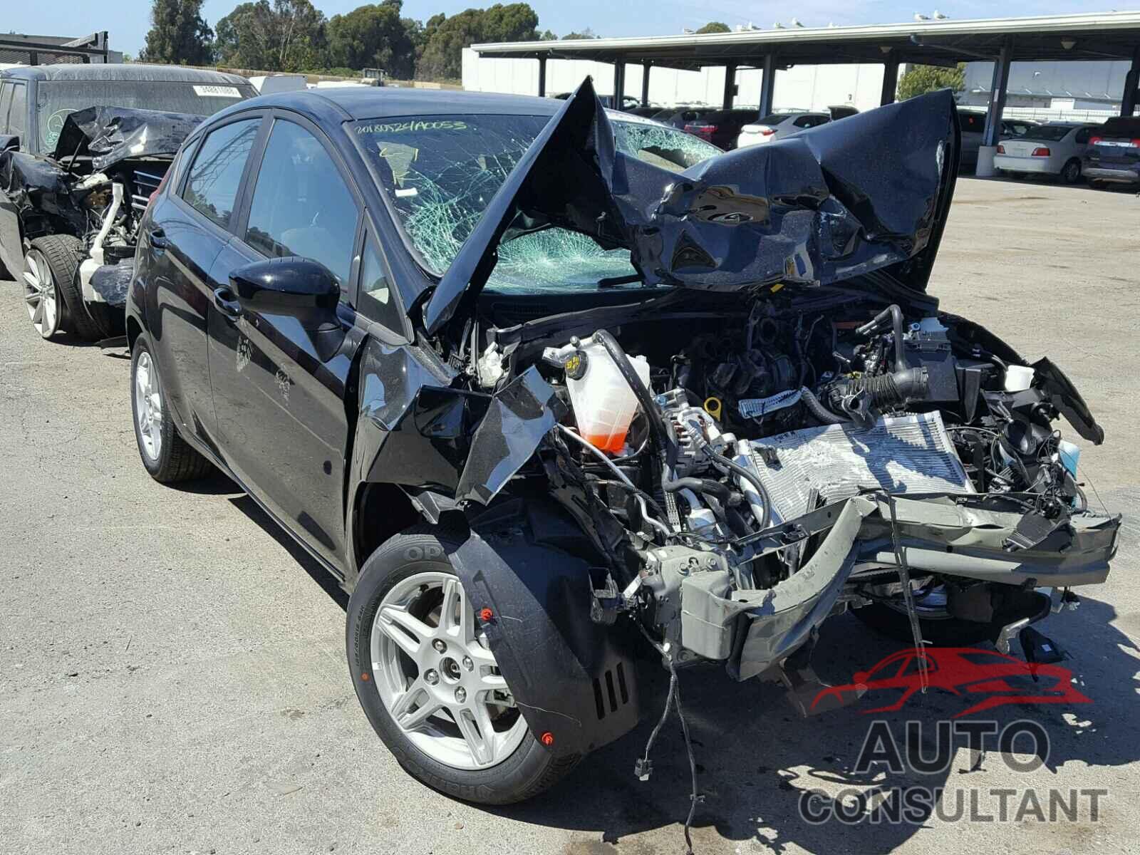 FORD FIESTA 2018 - 3FADP4EJ1JM121999