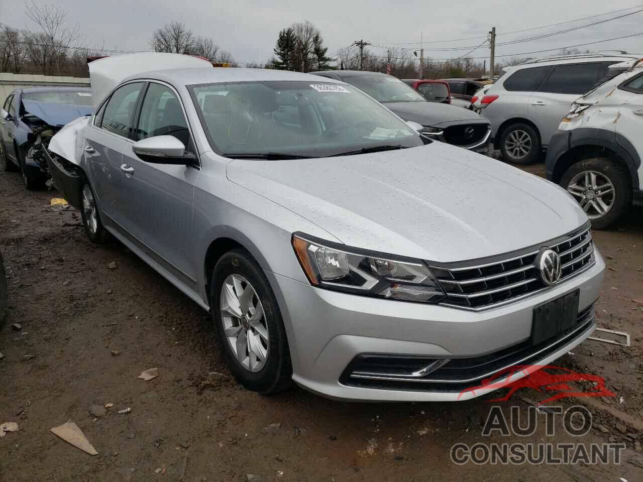 VOLKSWAGEN PASSAT 2017 - 1VWAT7A33HC078907