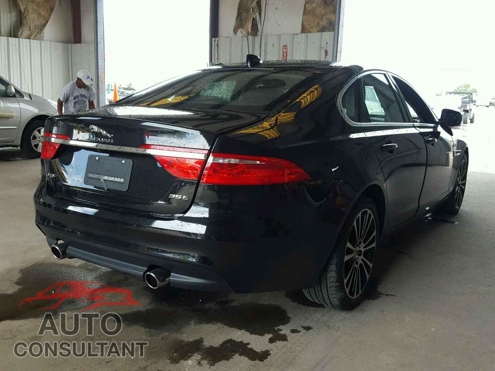 JAGUAR XF 2017 - SAJBE4BV5HCY48008