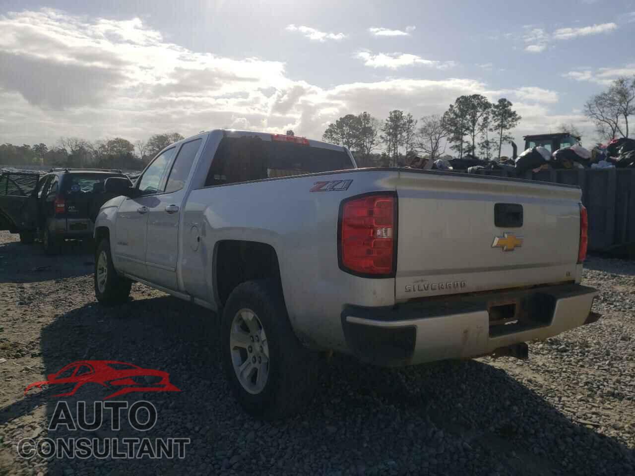 CHEVROLET SILVERADO 2018 - 1GCVKREC7JZ280486