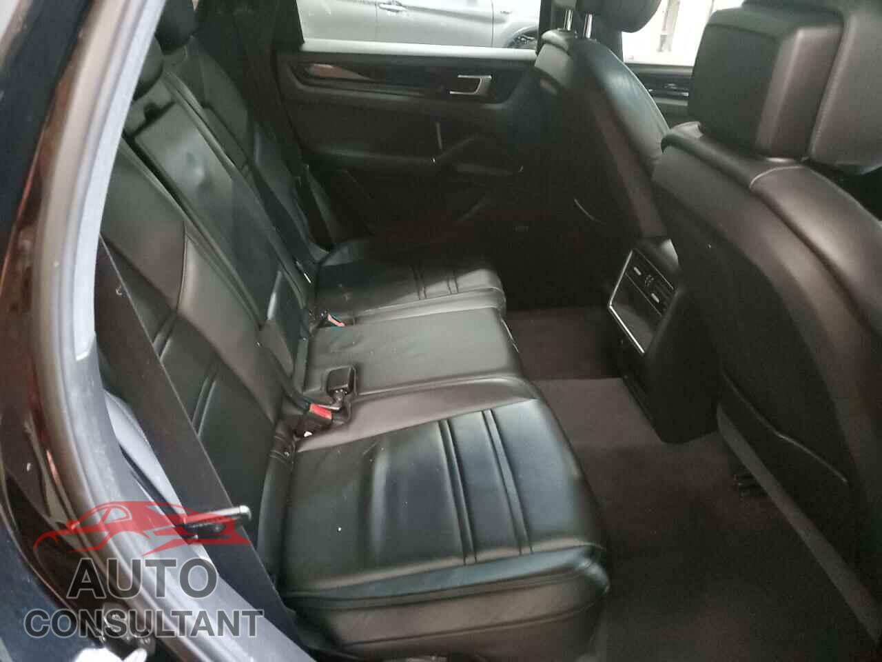 PORSCHE CAYENNE 2019 - WP1AA2AY2KDA14249