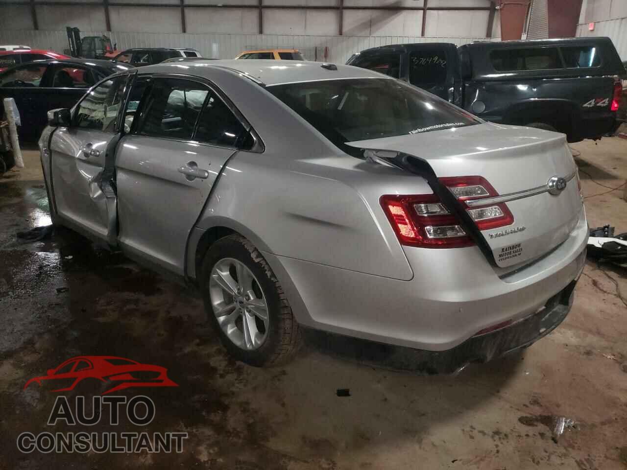 FORD TAURUS 2017 - 1FAHP2H80HG106526