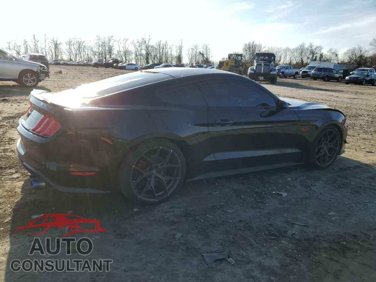 FORD MUSTANG 2018 - 1FA6P8CF7J5161623