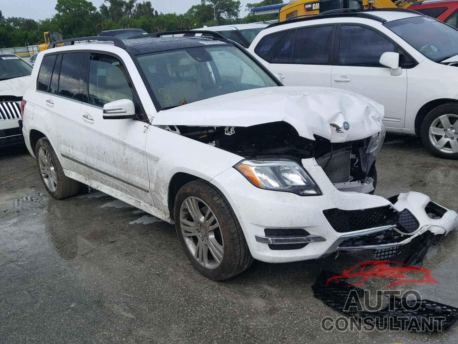 MERCEDES-BENZ GLK 350 2015 - WDCGG5HB2FG438249