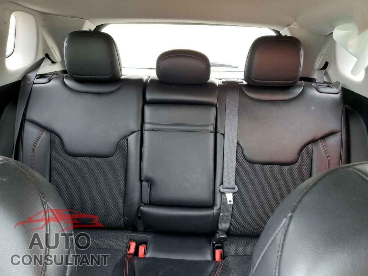 JEEP COMPASS 2017 - 3C4NJDDB7HT667121