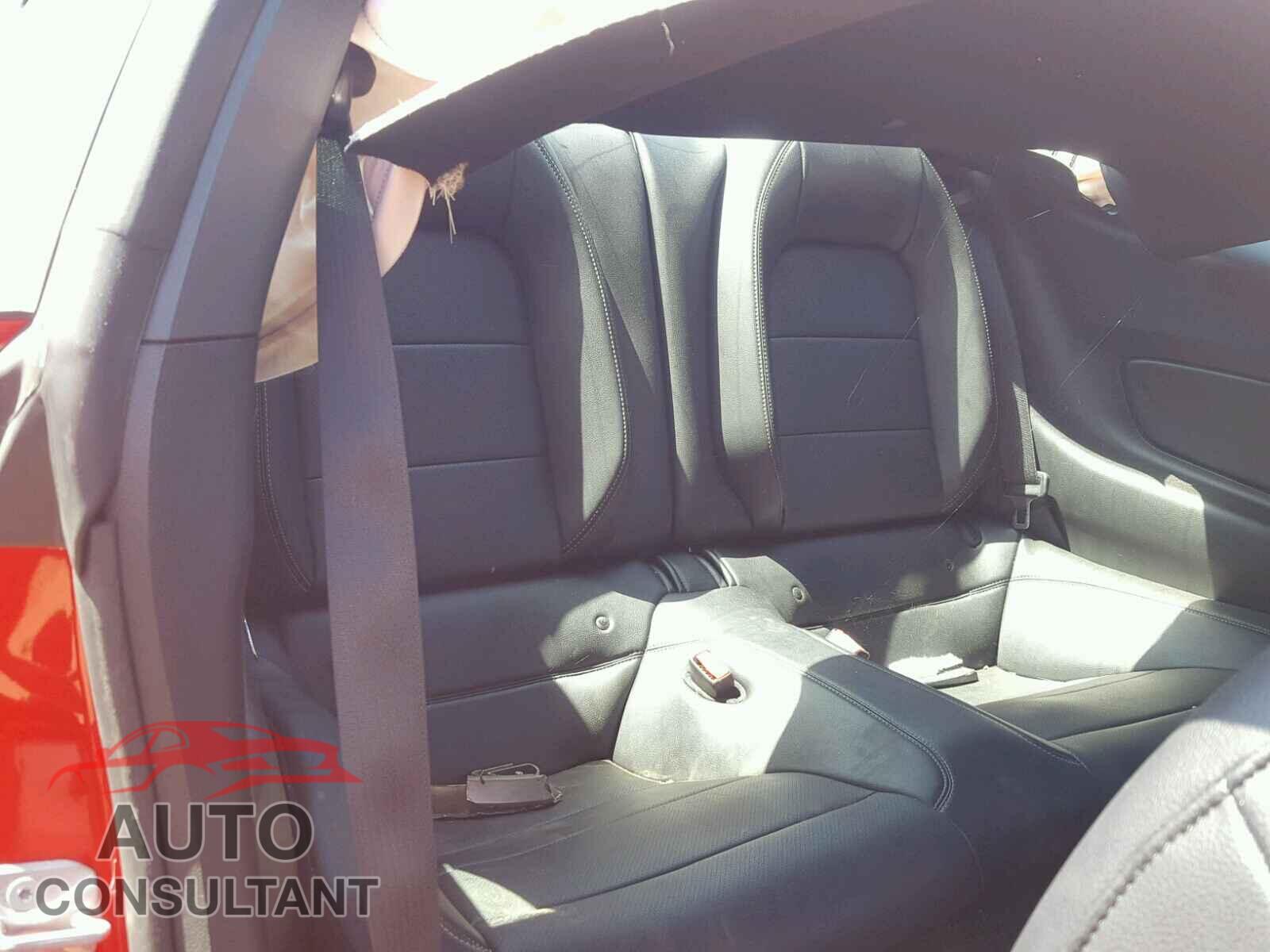 FORD MUSTANG 2015 - 1FA6P8TH3F5409259