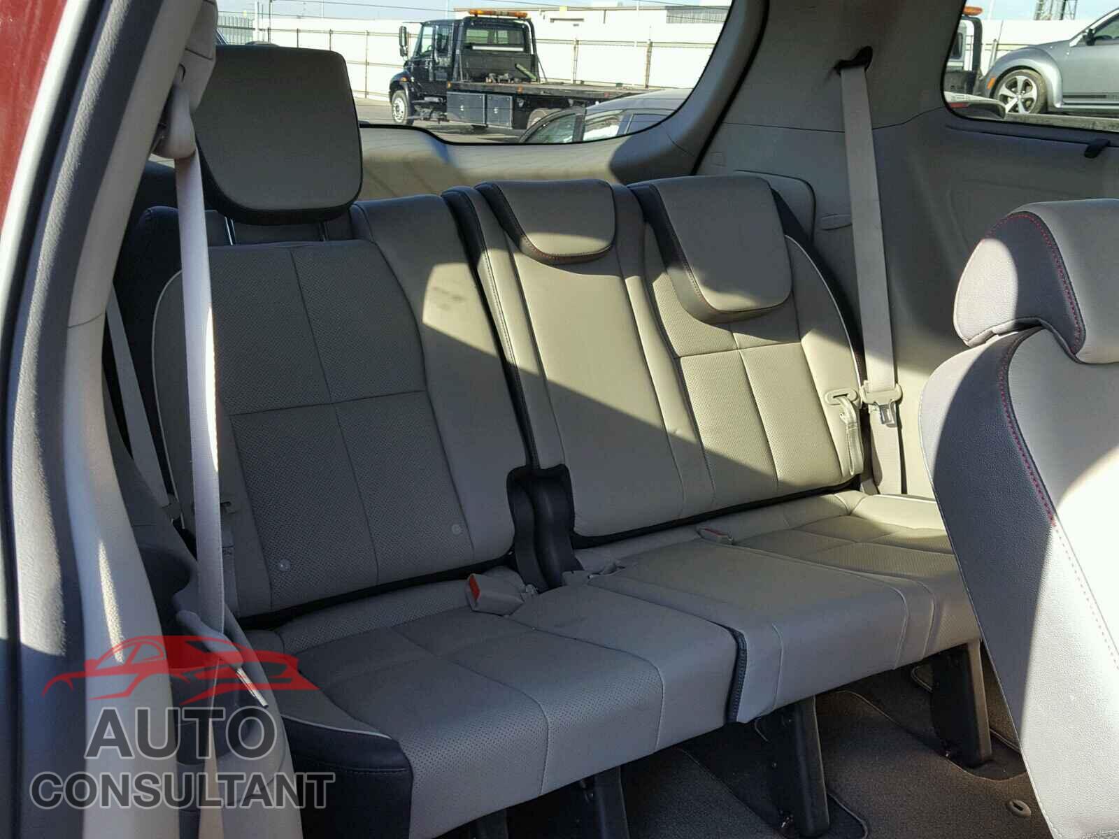 KIA SEDONA 2017 - KNDMB5C19H6311352