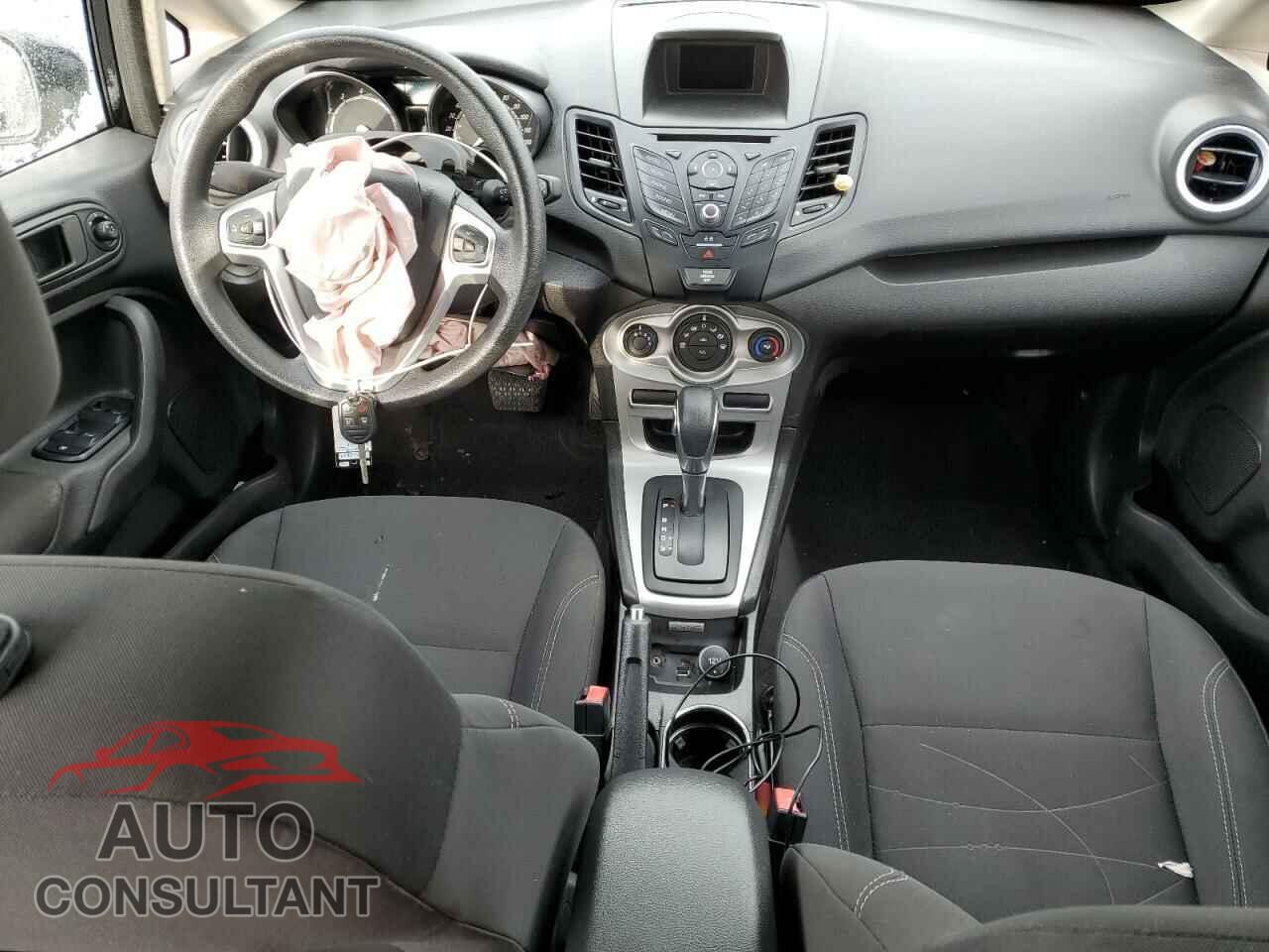FORD FIESTA 2019 - 3FADP4EJ2KM117753