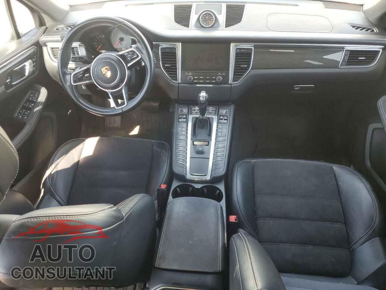 PORSCHE MACAN 2017 - WP1AG2A54HLB50191