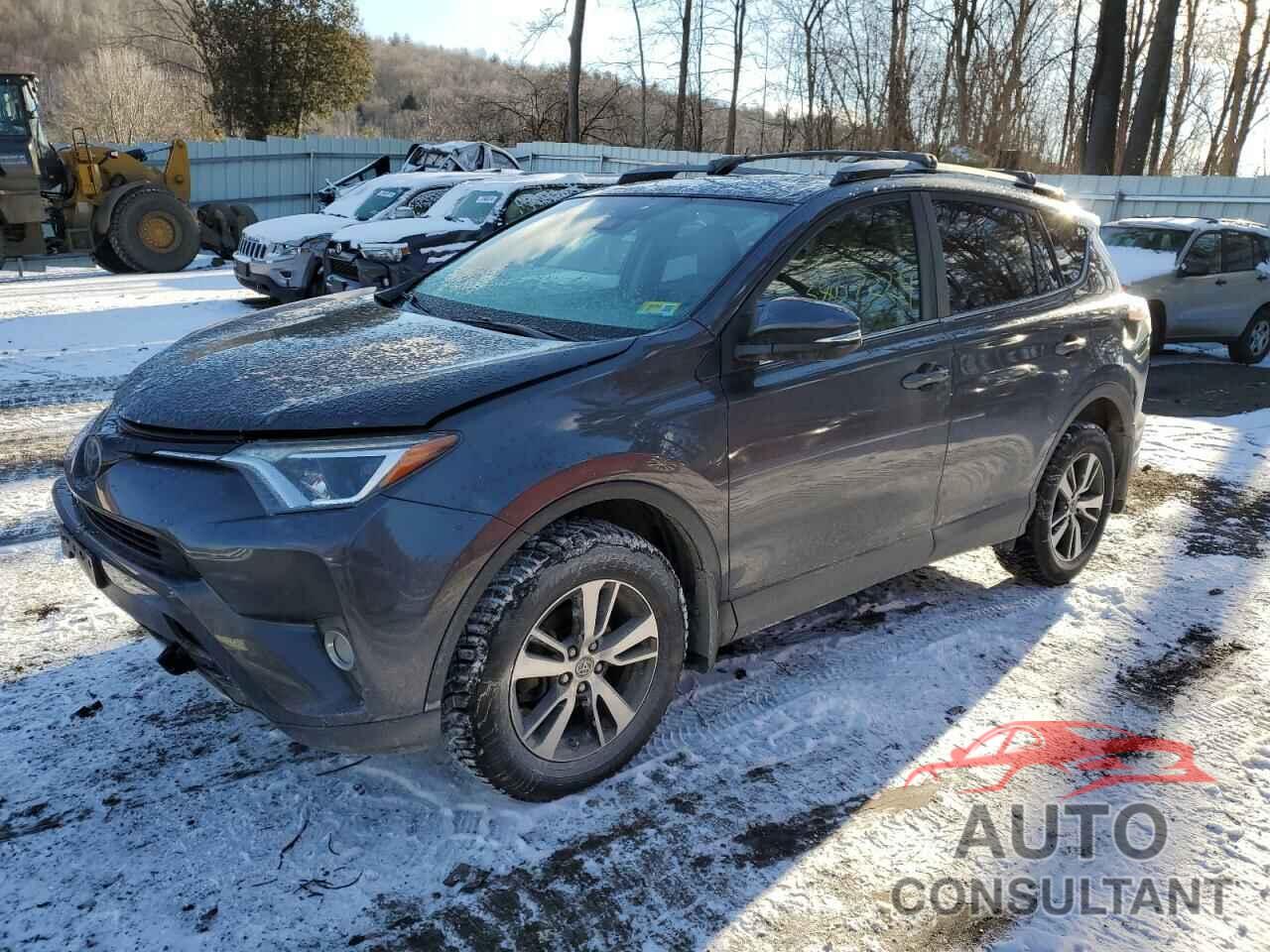 TOYOTA RAV4 2017 - JTMRFREV0HJ128372