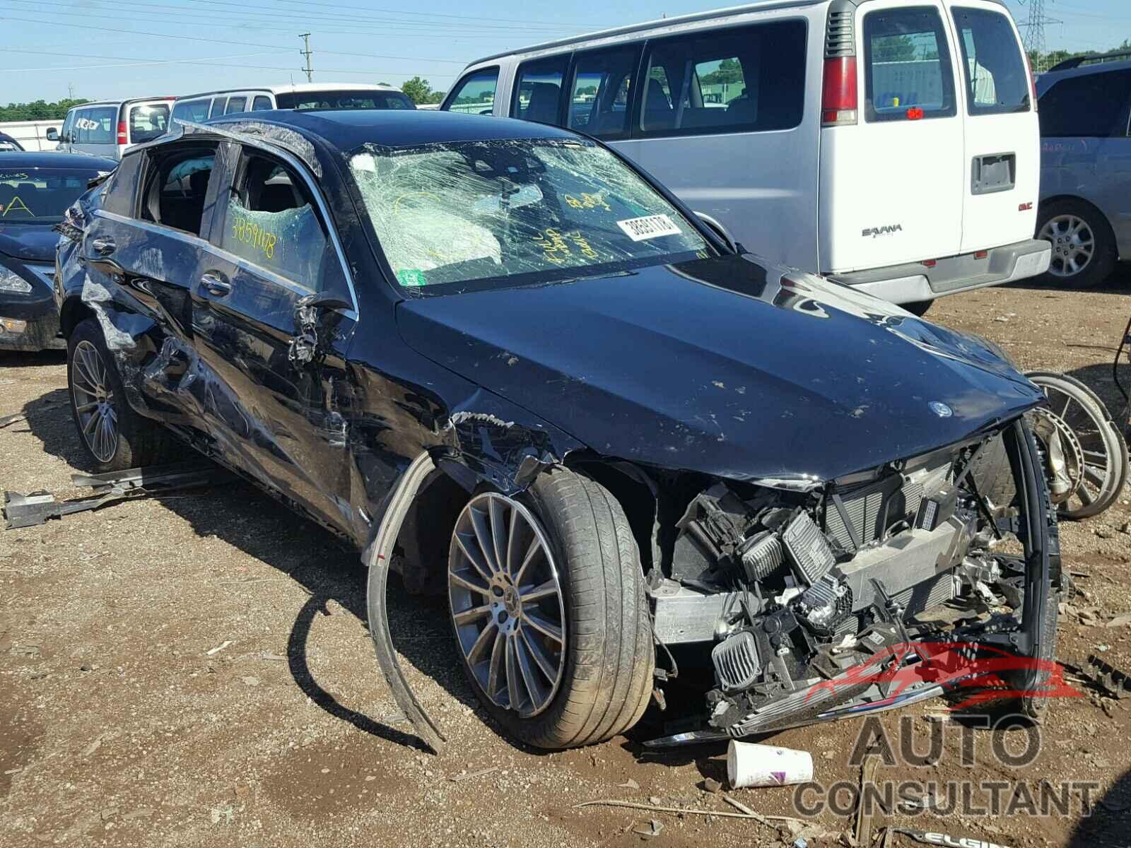 MERCEDES-BENZ GLC 300 4MATIC 2017 - WDC0J4KB3HF230881