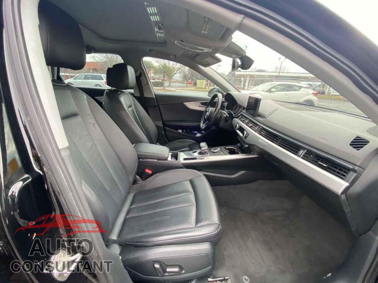 AUDI A4 2017 - WAUANAF43HN011558