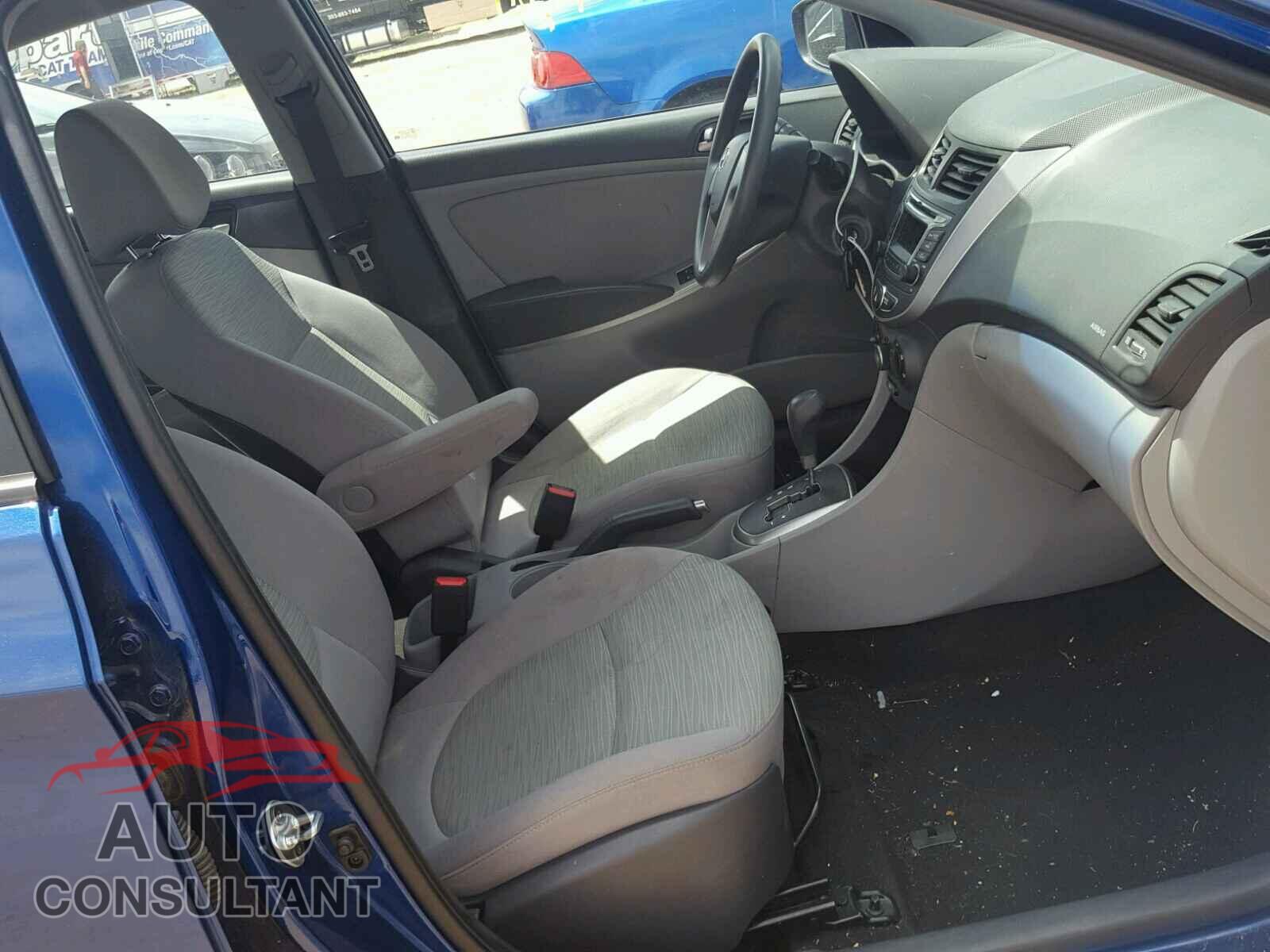 HYUNDAI ACCENT 2016 - KMHCT4AE3GU127538