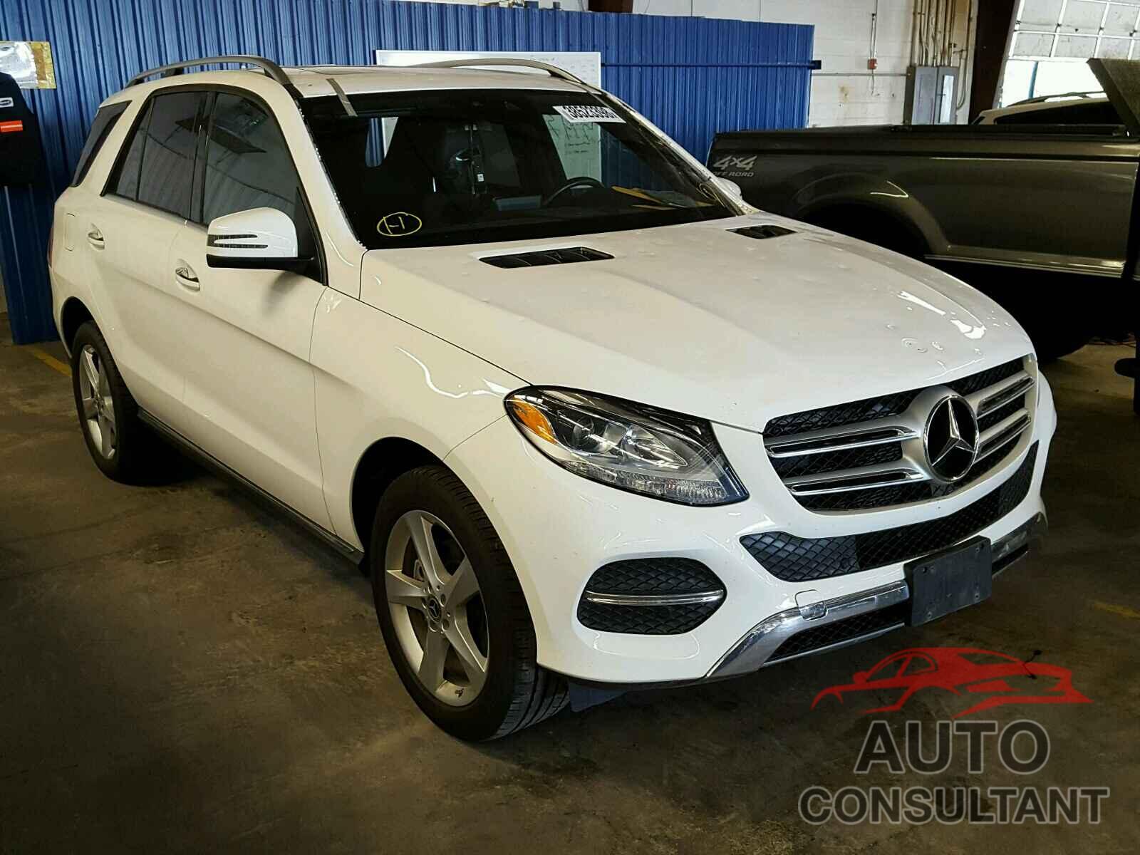 MERCEDES-BENZ GLE 350 4MATIC 2017 - 4JGDA5HB3HA941624