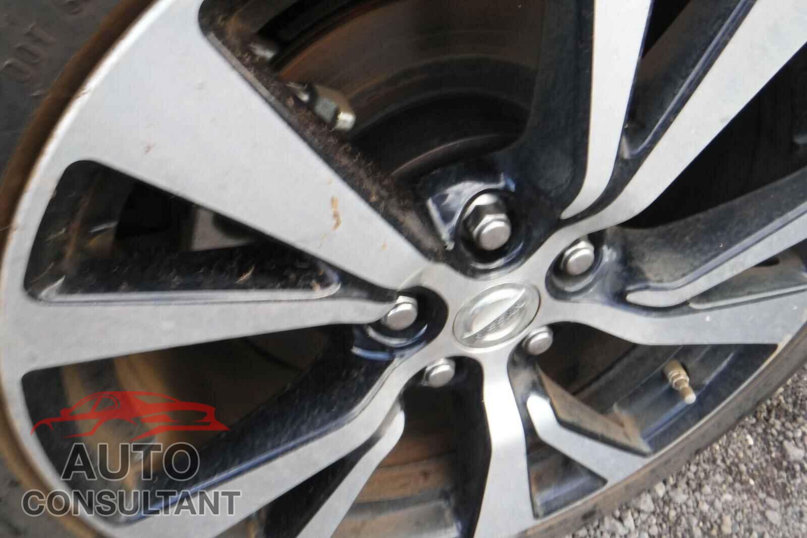 NISSAN MAXIMA 2018 - 1N4AA6APXJC377134