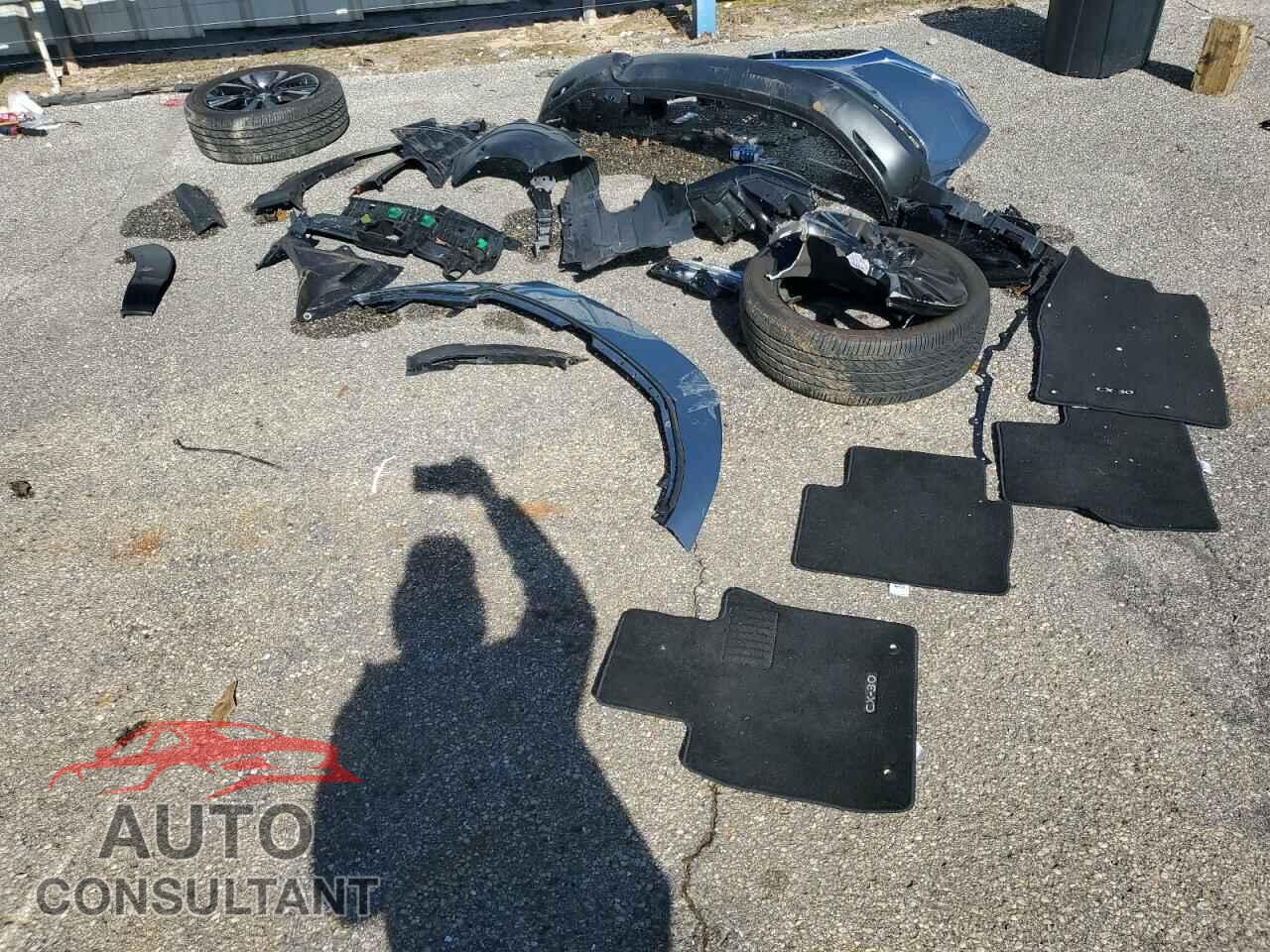 MAZDA CX30 2023 - 3MVDMBCM9PM538704