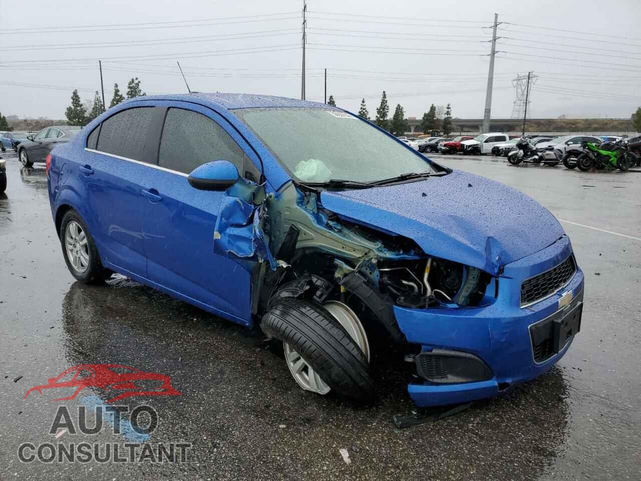 CHEVROLET SONIC 2016 - 1G1JC5SG8G4125116